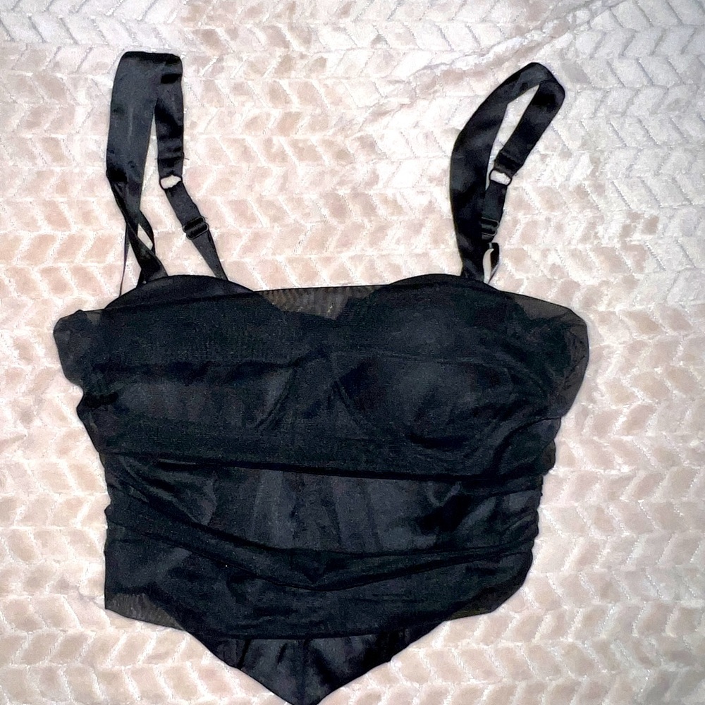 black crop top